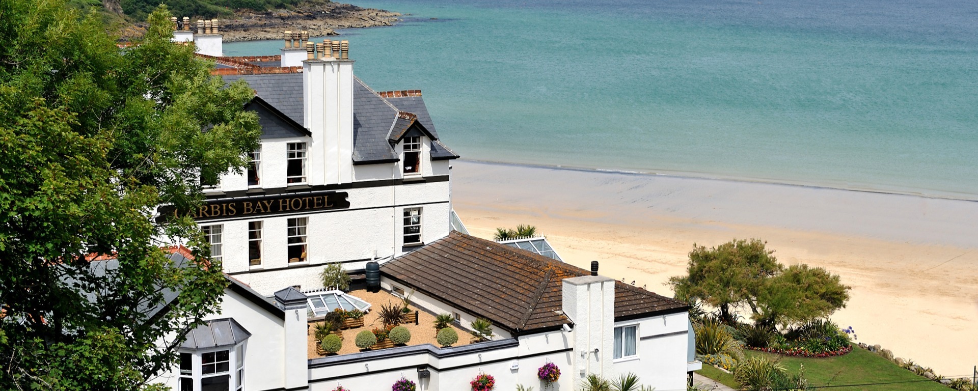 Through the keyhole: Carbis Bay