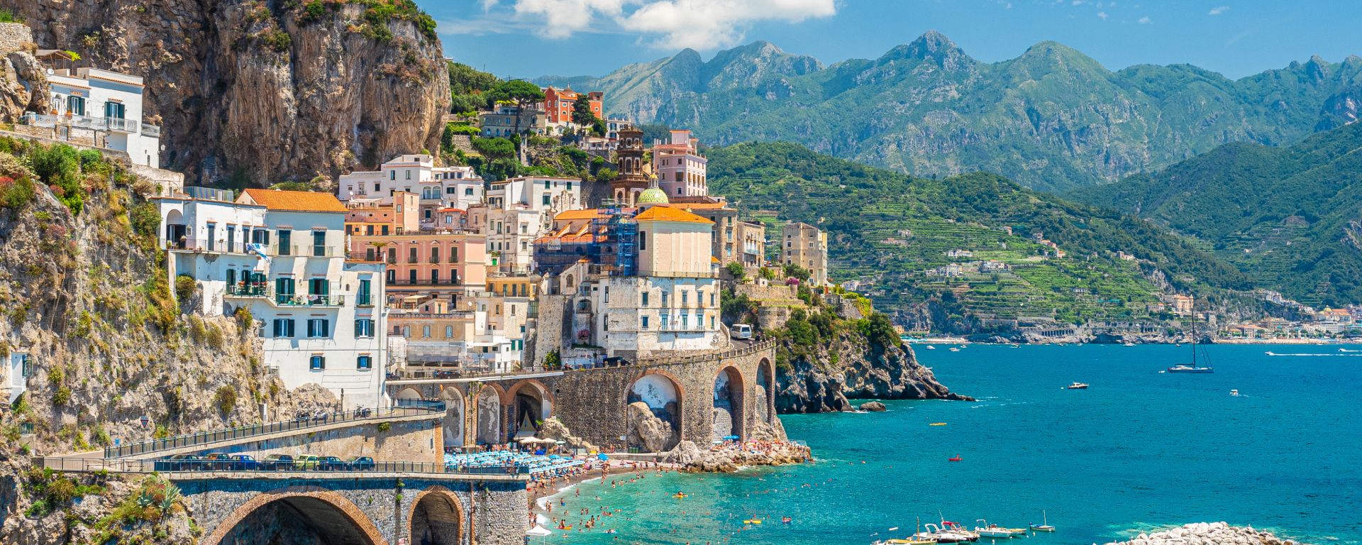 5 Reasons to Escape to the Amalfi Coast This Summer